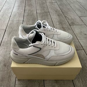 Axel Arigato Genesis Sneaker